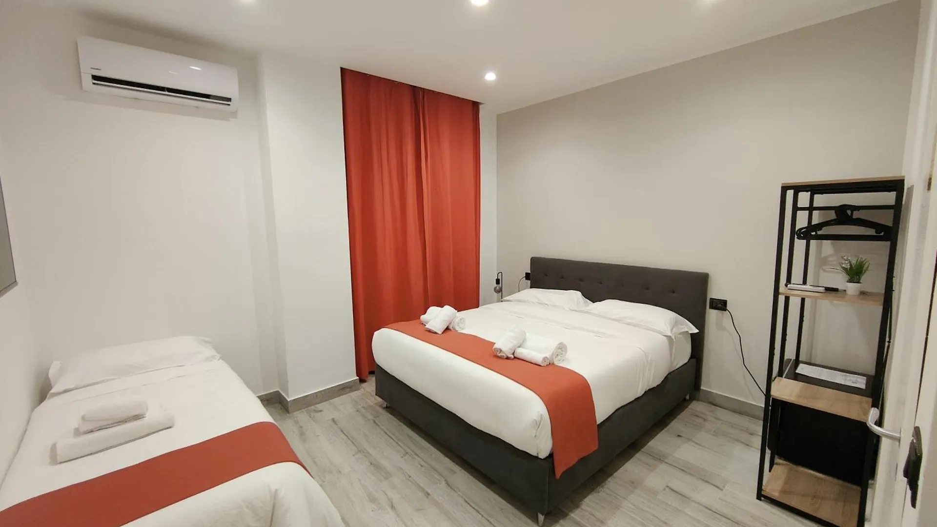 Sweet Rooms San Francesco Naples Italy