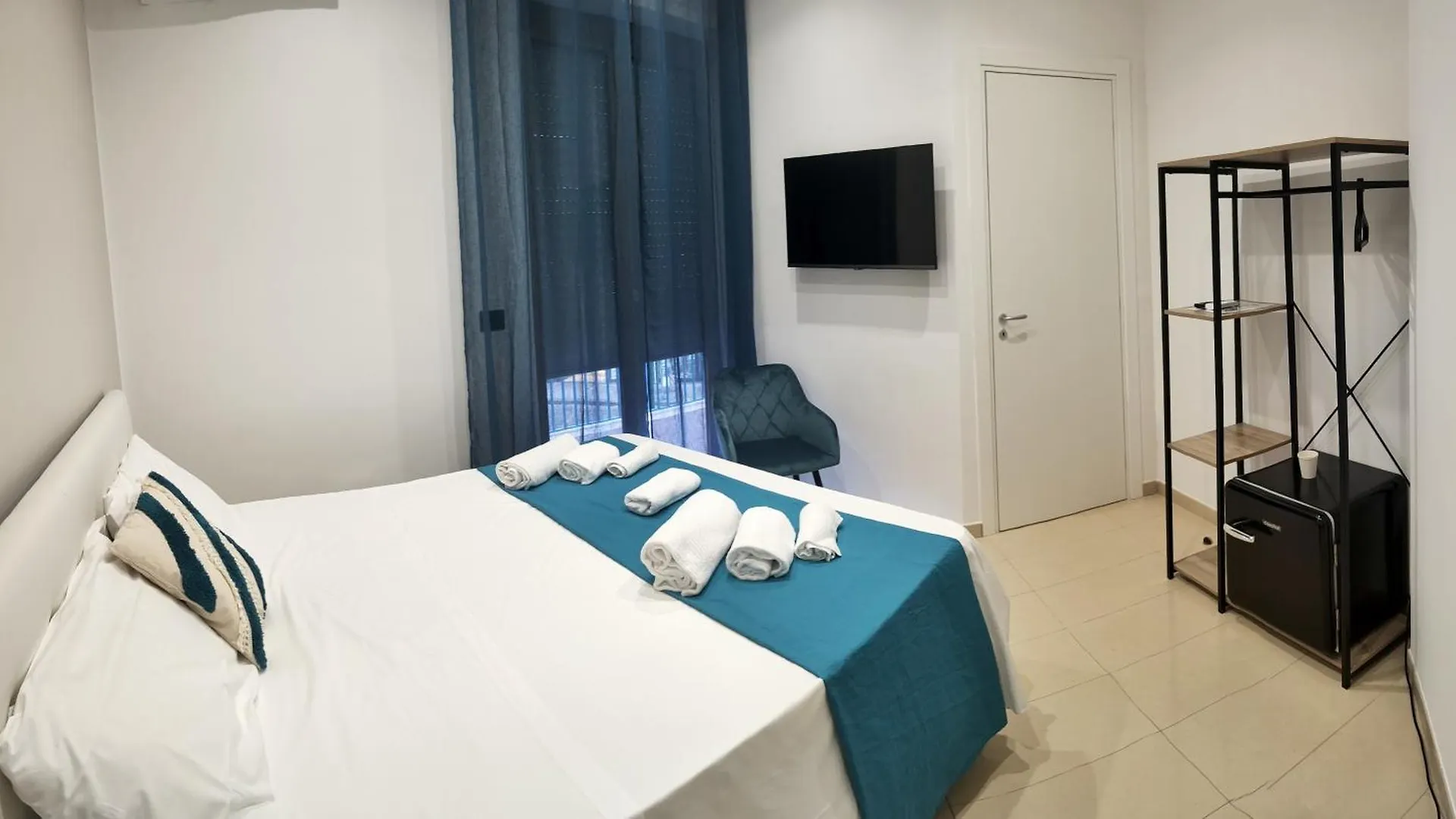 Sweet Rooms San Francesco Napoli 0*,